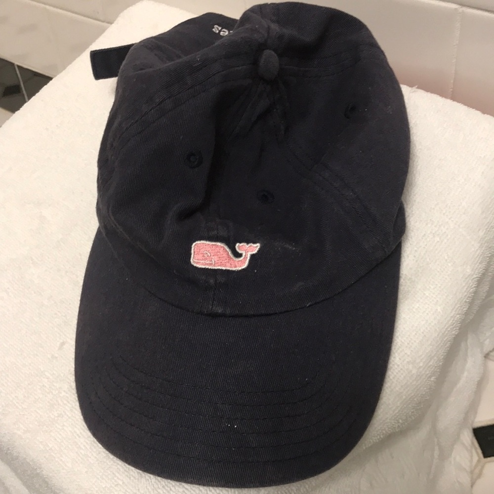 Vineyard vines cap